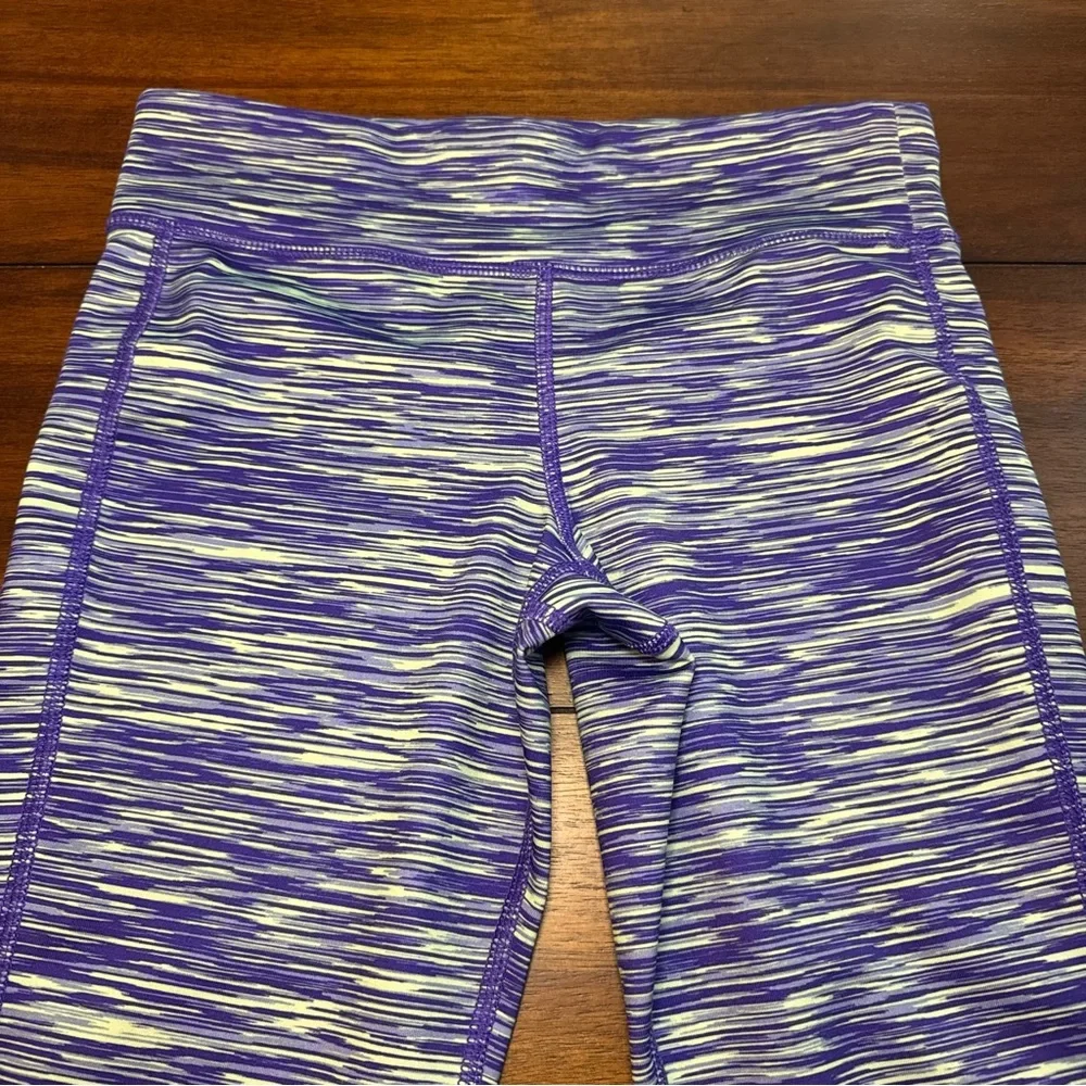 Old‎ Navy Active Go Dry Youth Girls Blue Purple Striped Cropped Leggings Size L